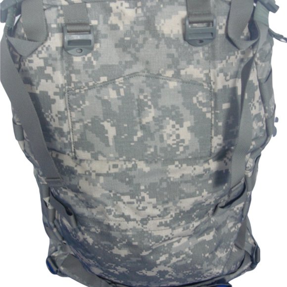 Official US Military Issue ACU MOLLE II Medium Rucksack, NEW w/ tags. - Picture 4 of 9